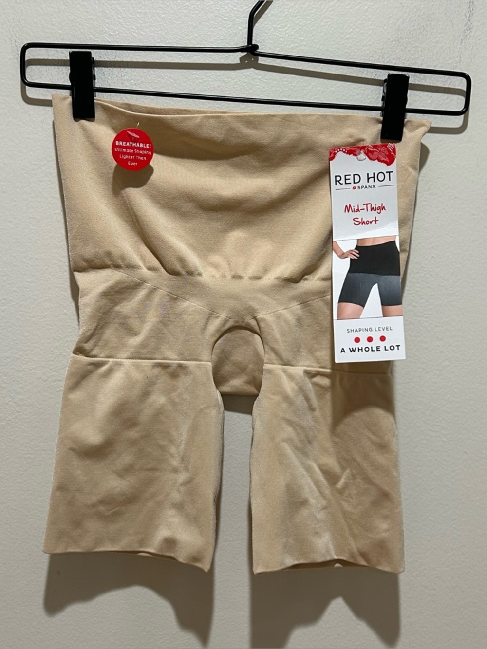 NWT Red Hot Spanx Beige Shaping Mid Thigh Shapewear Shorts Tummy Taming - Large